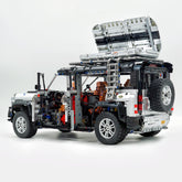 1:8 Land Rover Silver Off-Road MOC Building Blocks and Electric Engineering Toy, Remote Control (5268 Pcs) - BAV BRICK